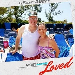 Meet your Posher, Denise